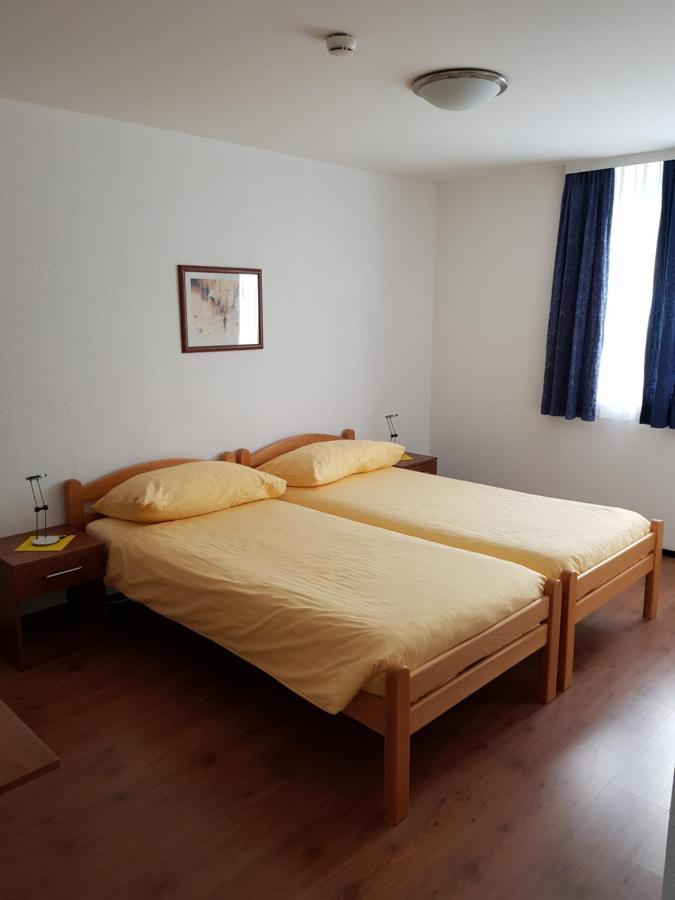 Motel & Aparthotel Brueggli Emmen Εξωτερικό φωτογραφία